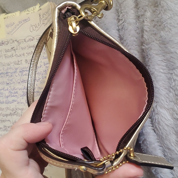 Coach Wristlet - Picture 7 of 9